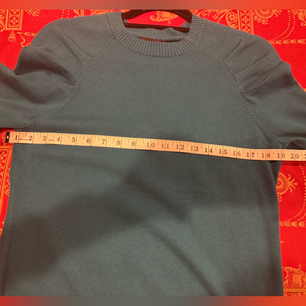 NWT Carlisle Green Cotton/Cashmere pleat shoulder sweater Size Medium - Picture 11 of 11